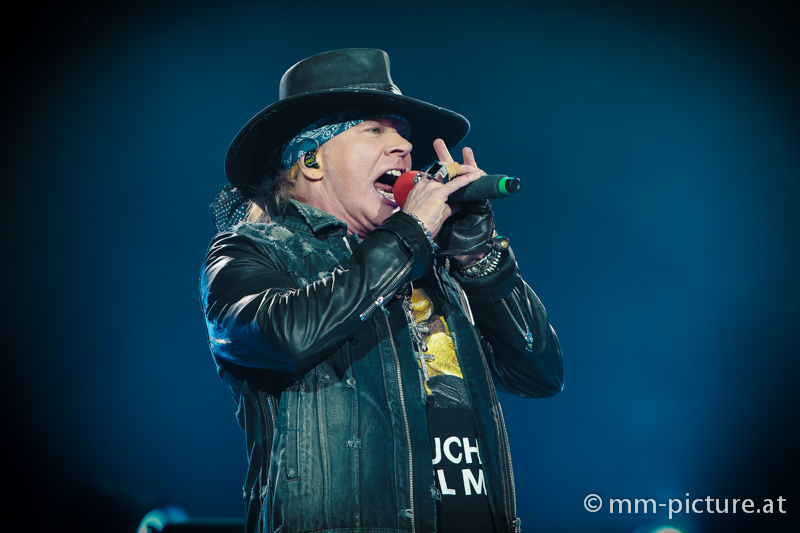 ACDC with Axl Rose in Vienna 2016