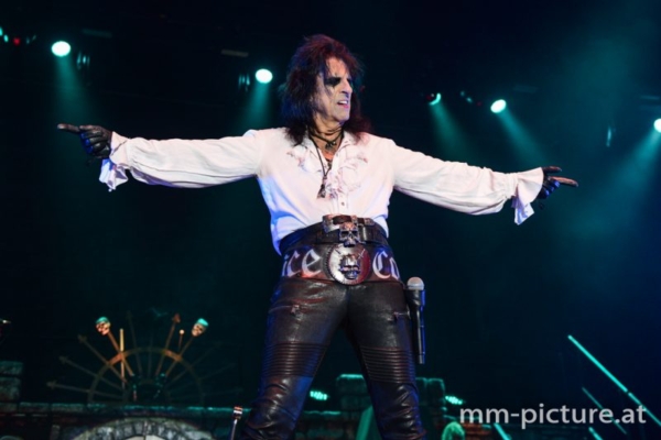 ALICE COOPER - Ol&rsquo; Black Eyes is Back-Tour