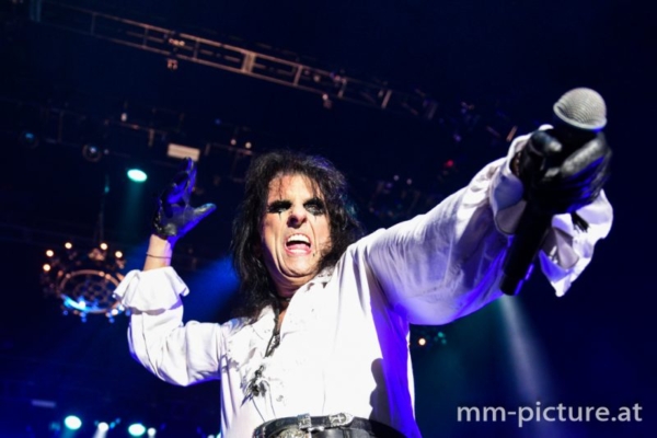 ALICE COOPER - Ol&rsquo; Black Eyes is Back-Tour